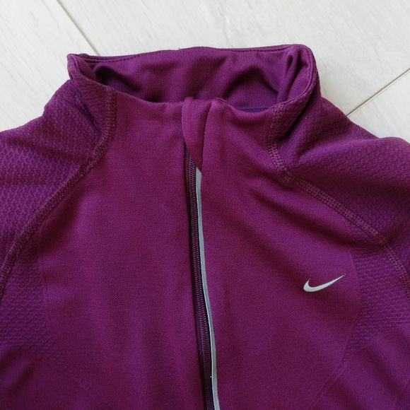 Nike Fit 1/2 Zip Running Top - Picture 4 of 11